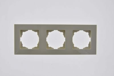 Günsan / Eqona Cream Horizontal Frame Triple - 1