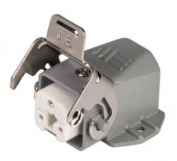 Mete Enerji 3x10A. Inclined Metal Latched Machine Socket (Without Connector) with Passed Cable 