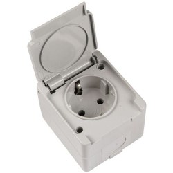 Schneider Surface Mounted Earthed Socket - Schneider Electric