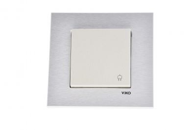 Viko/Novella Glass Light White Plug with Covered, Earthed, Child-Safe - 1